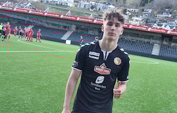 Fjøra bresa seg mot Stryn